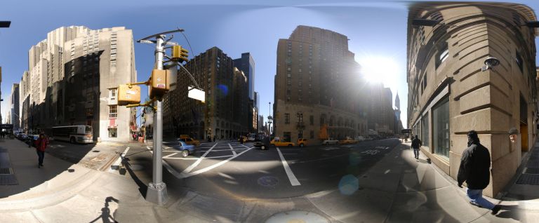 sphere-max-inter-street-2_crop_small